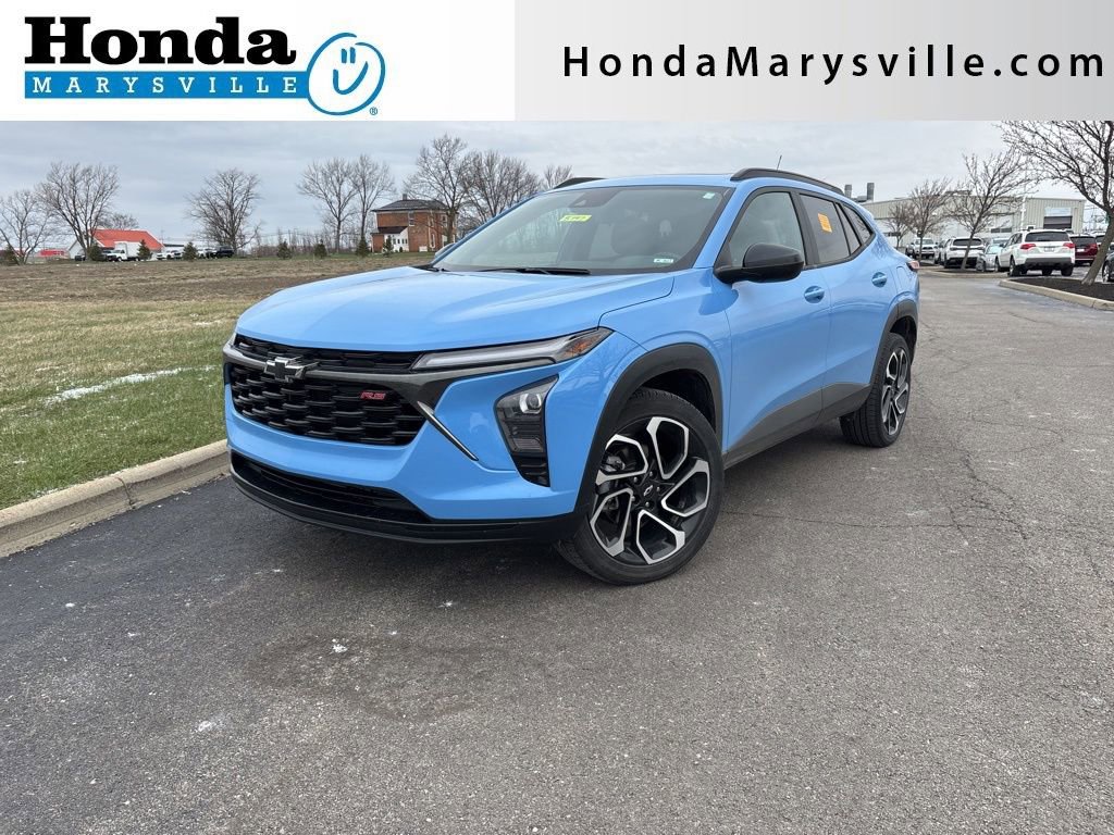 Used 2024 Chevrolet Trax RS w/ Sunroof Package image 1