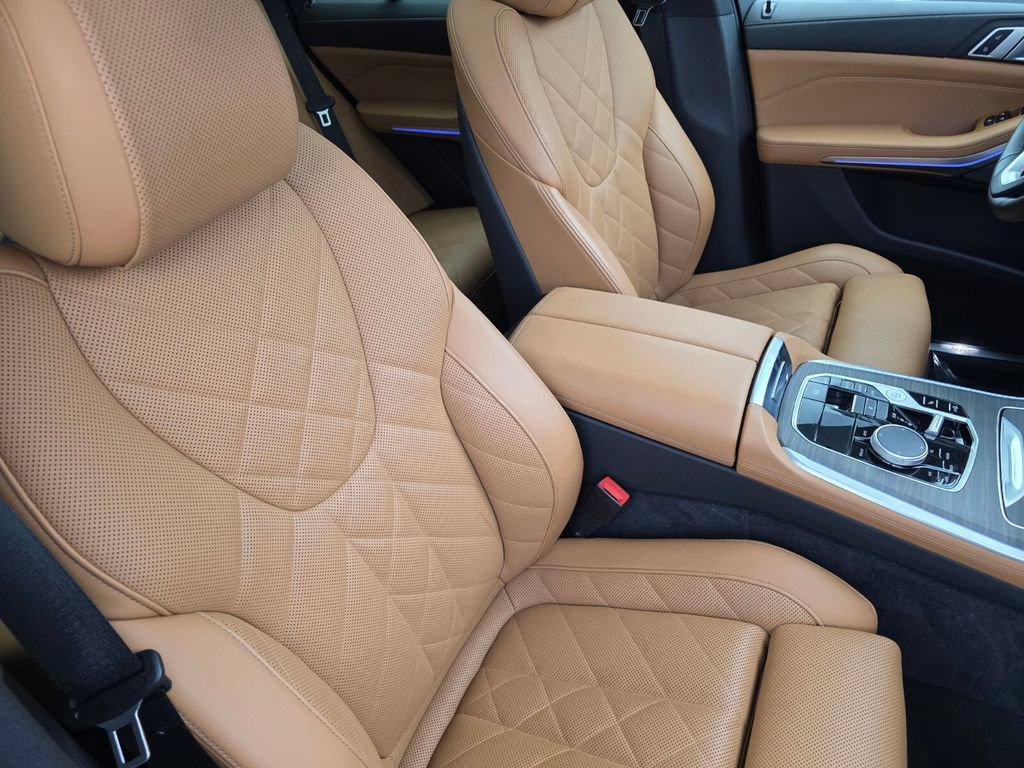 Certified 2025 BMW X5 sDrive40i w/ Premium Package RWD image 28