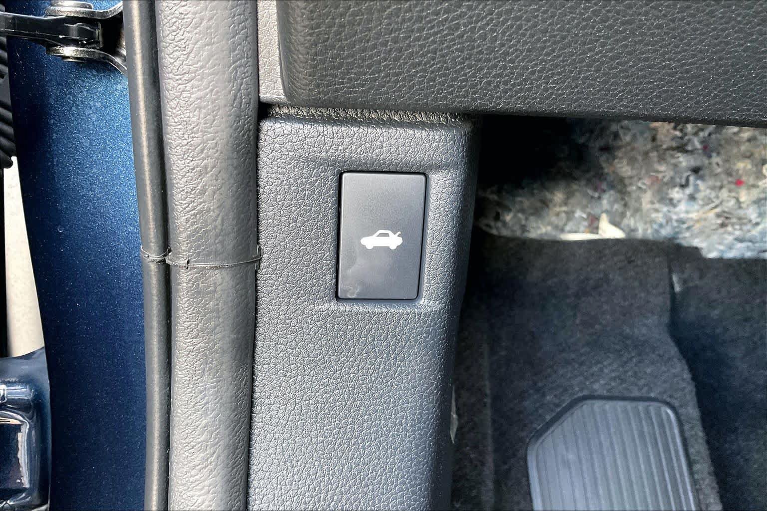 Used 2023 Honda Accord EX image 15