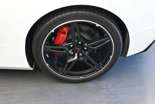 Used 2024 Chevrolet Corvette Stingray Premium Conv w/ Battery Protection Package RWD image 9