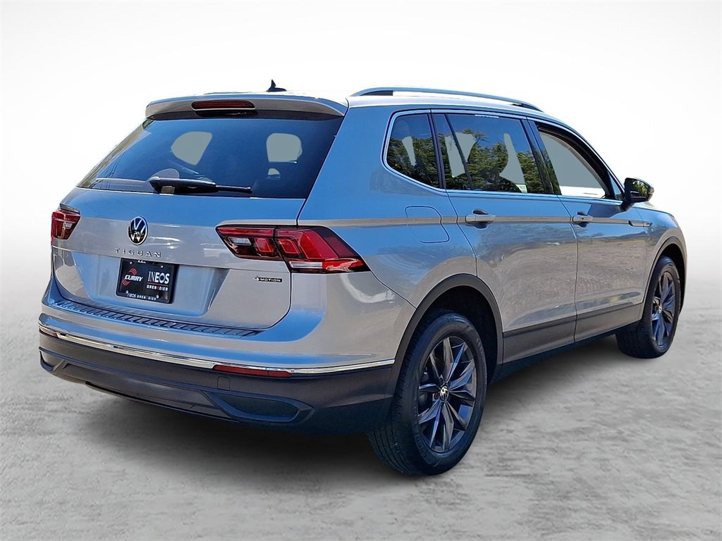 Used 2022 Volkswagen Tiguan SE image 4