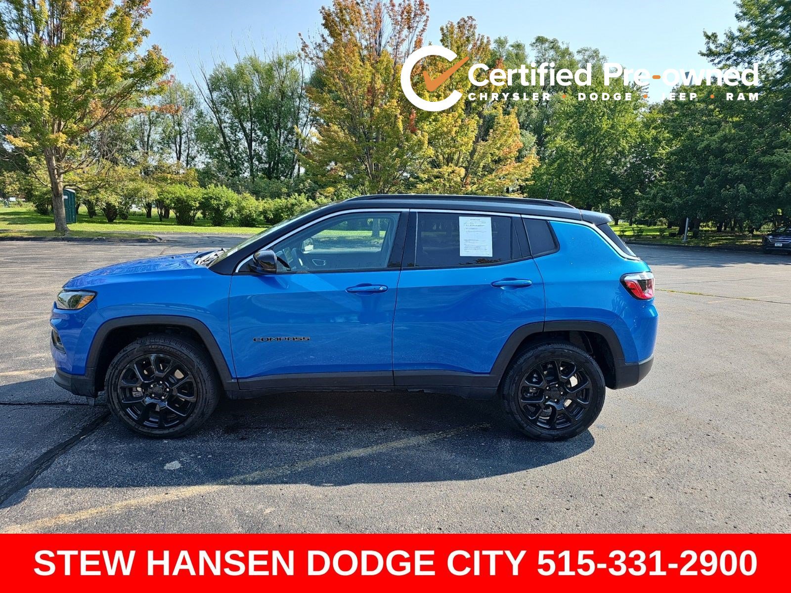 Used 2025 Jeep Compass Limited AWD/4WD image 1