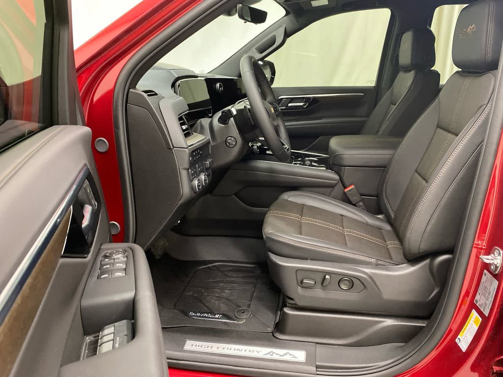 New 2025 Chevrolet Tahoe High Country image 14