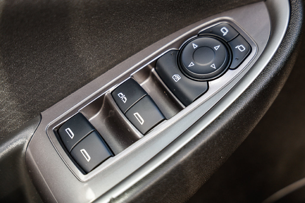 Used 2025 Chevrolet Malibu LT FWD image 42