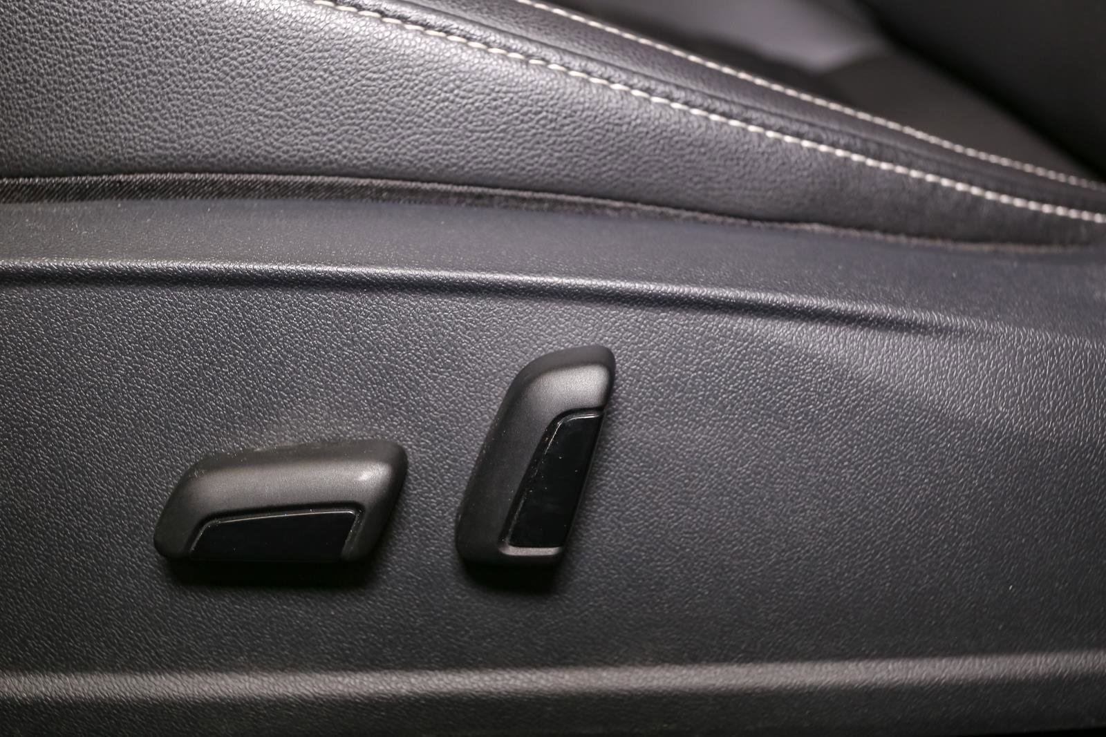 Certified 2022 Volkswagen Jetta SE FWD image 41