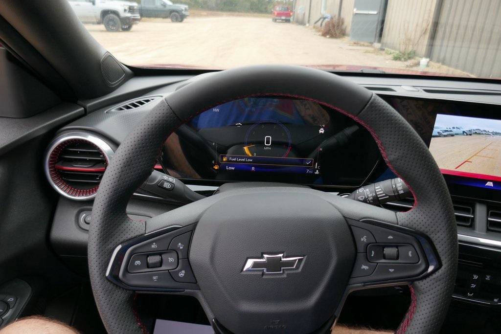 New 2026 Chevrolet Trax RS w/ Sunroof Package image 21