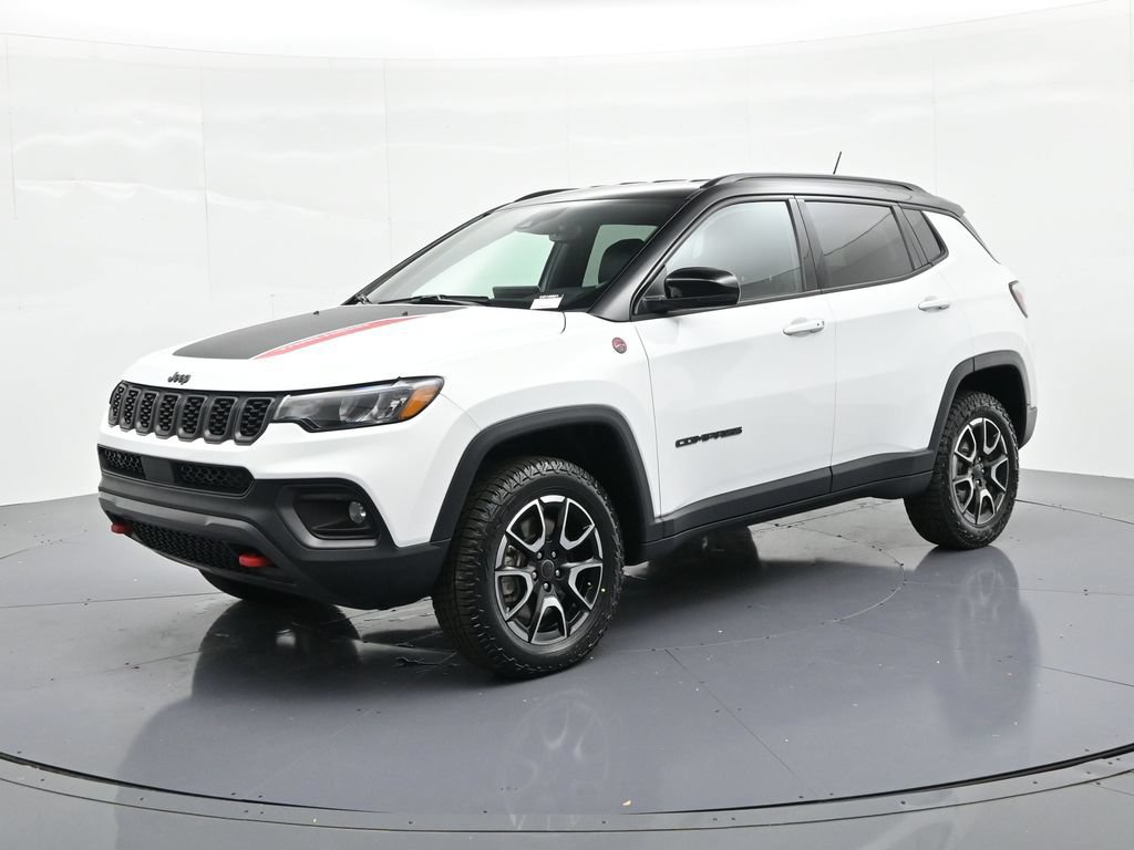 Used 2025 Jeep Compass Trailhawk