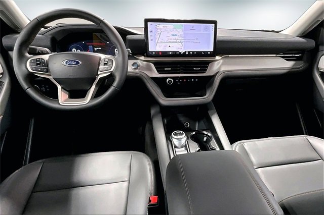 New 2026 Ford Explorer Active w/ Active Comfort Package image 6