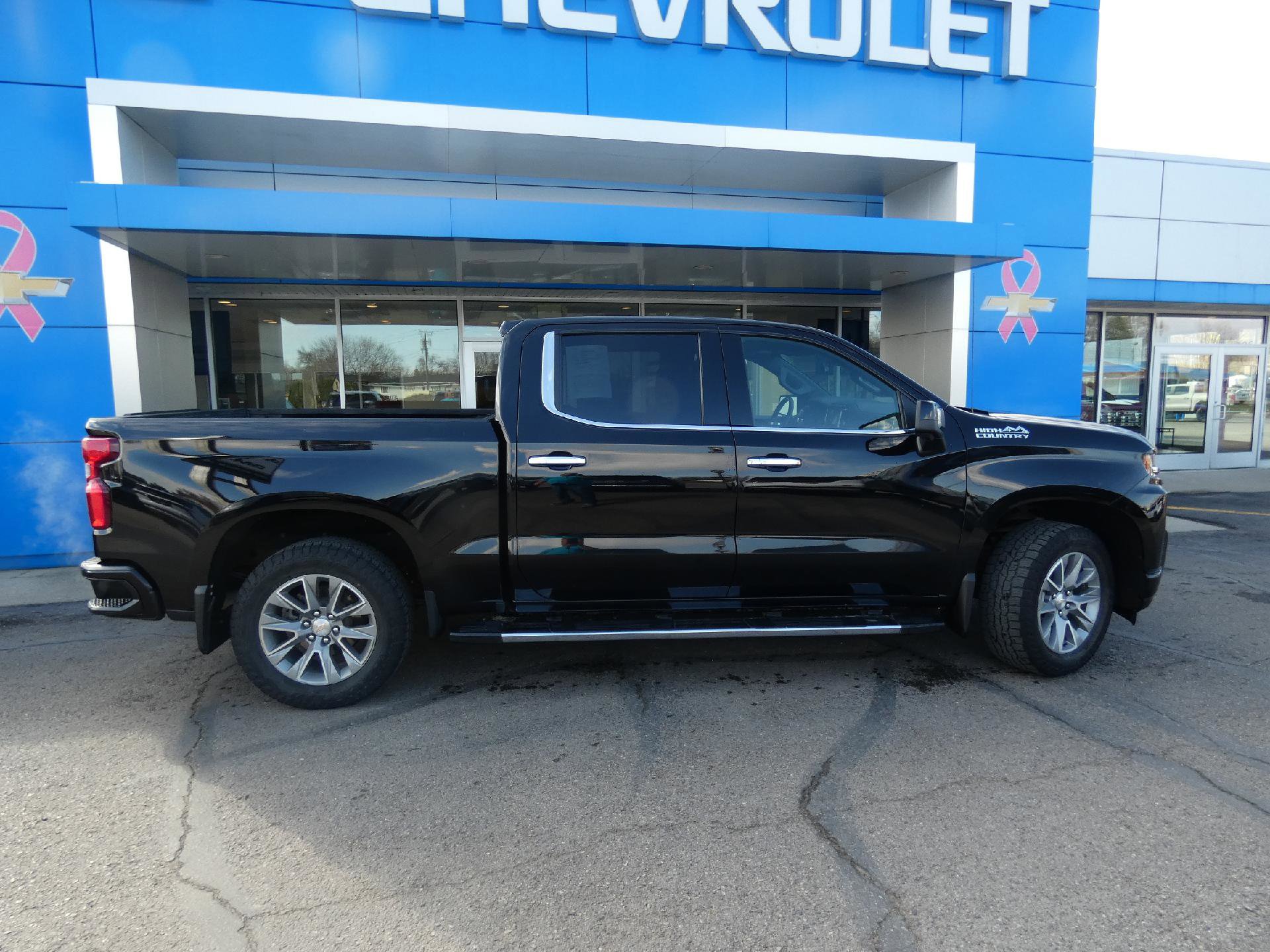 Used 2021 Chevrolet Silverado 1500 High Country w/ Technology Package AWD/4WD image 1