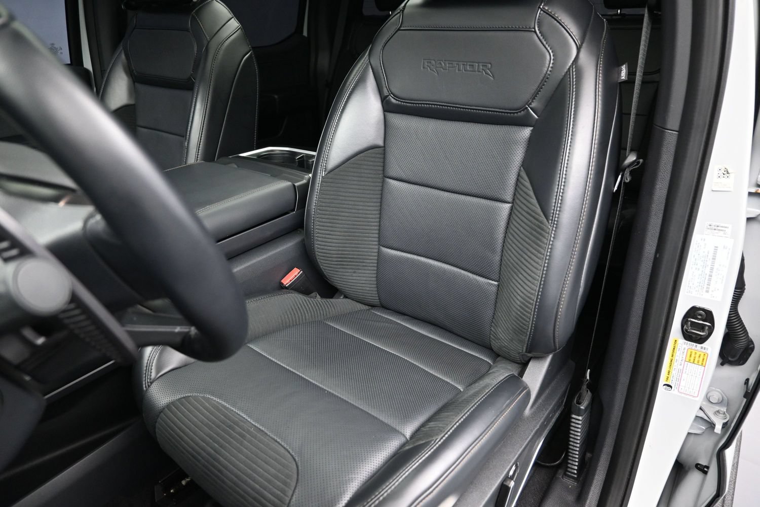 Used 2023 Ford F150 Raptor w/ Raptor Carbon Fiber Package AWD/4WD image 21