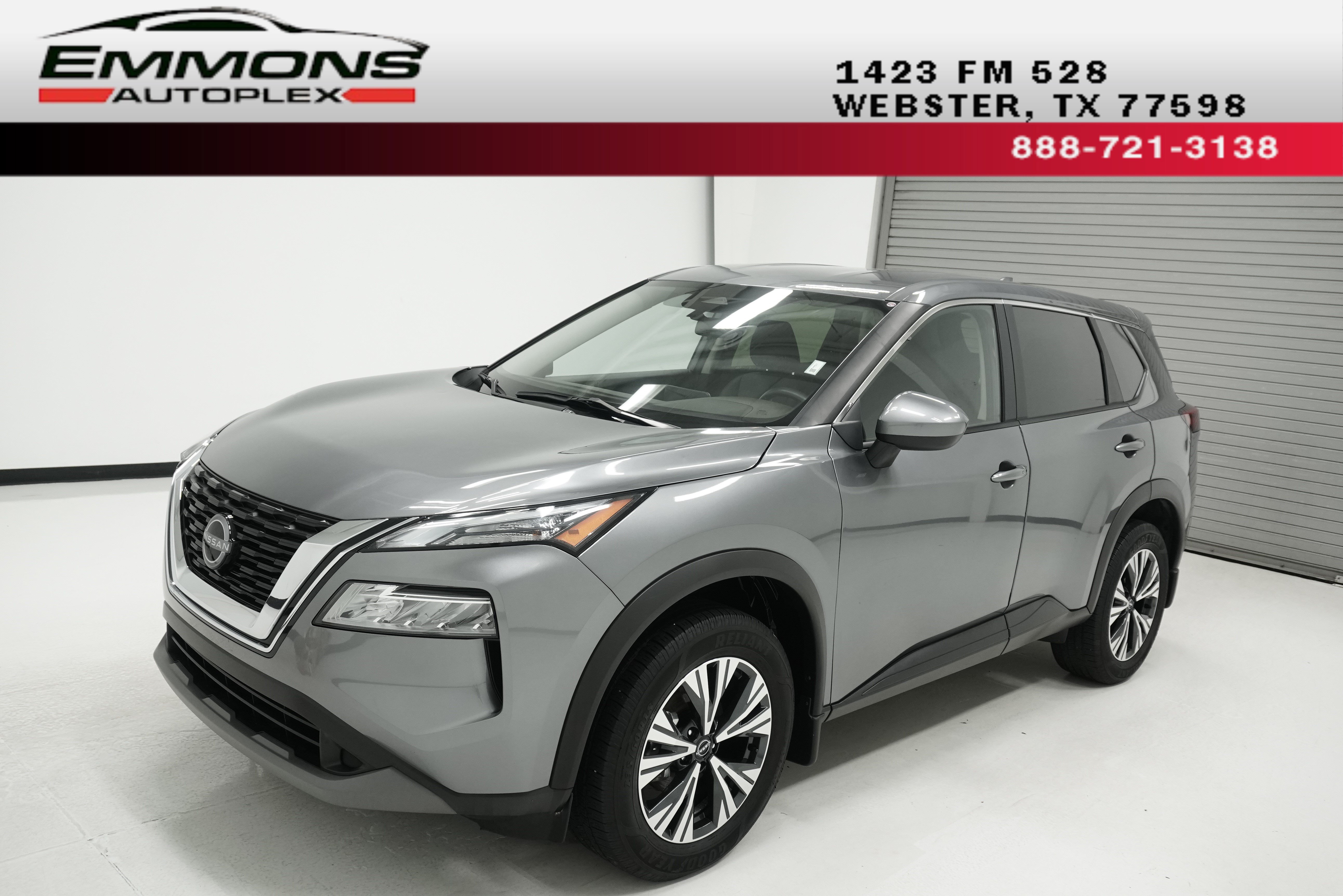 Used 2023 Nissan Rogue SV FWD image 1