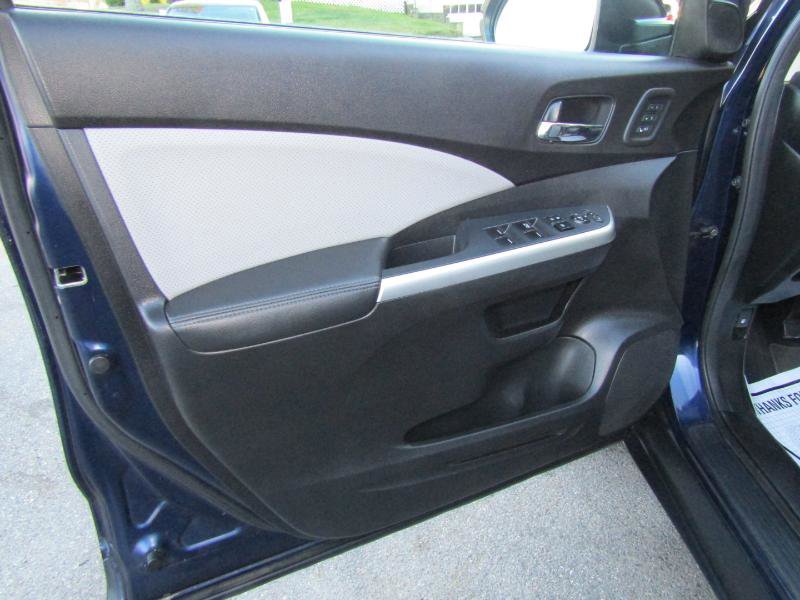 Used 2015 Honda CR-V Touring image 15