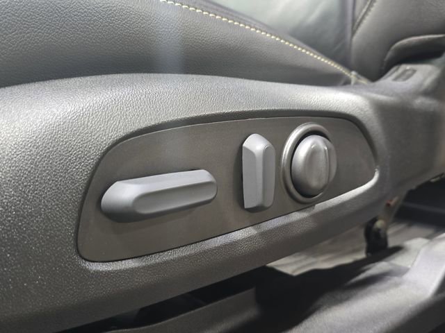 Used 2023 Chevrolet Traverse LT w/ LPO, Floor Liner Package image 34