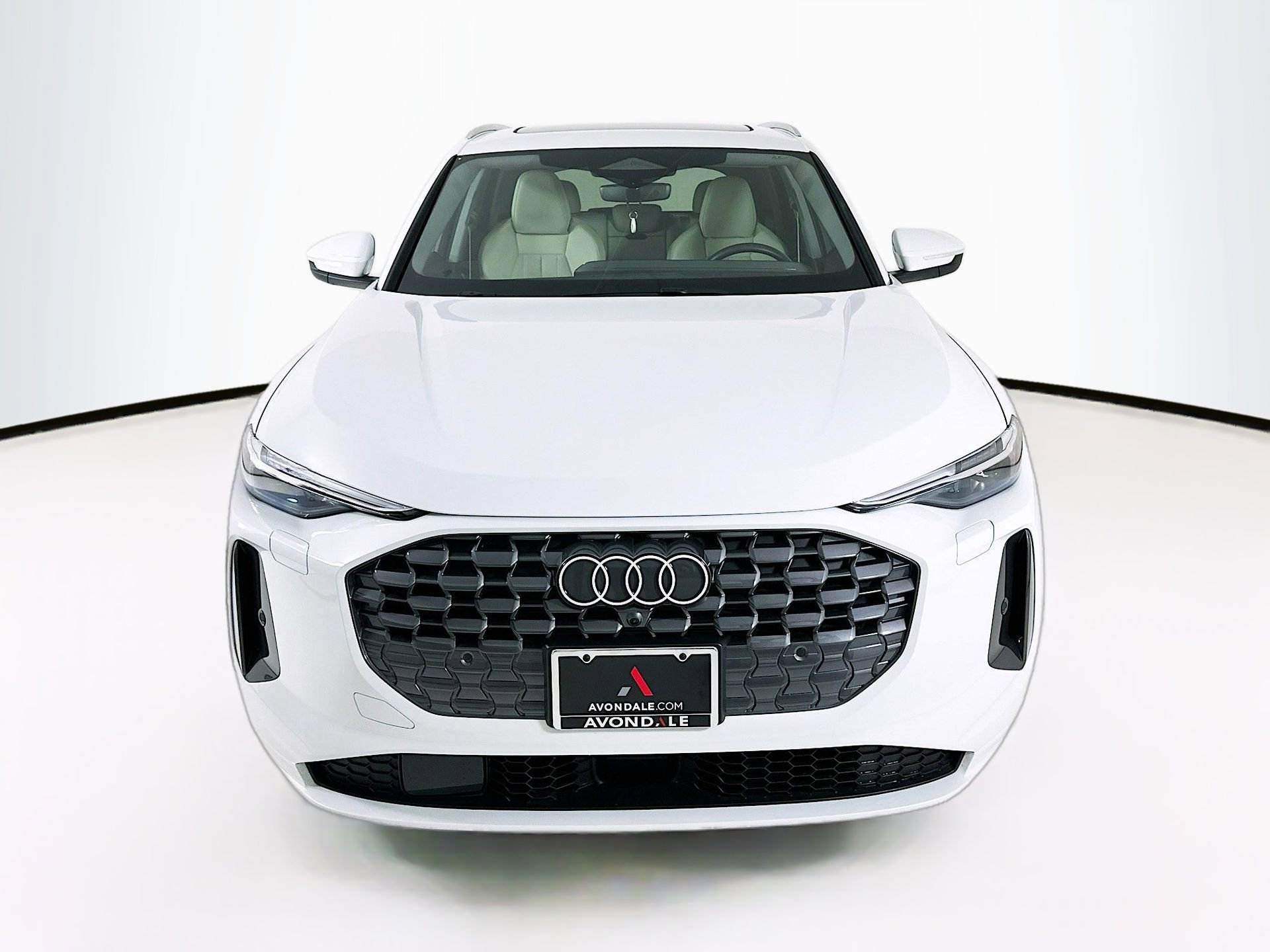 Used 2025 Audi Q5 Premium Plus AWD/4WD image 2