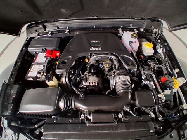 Used 2019 Jeep Wrangler Unlimited Sport S image 17