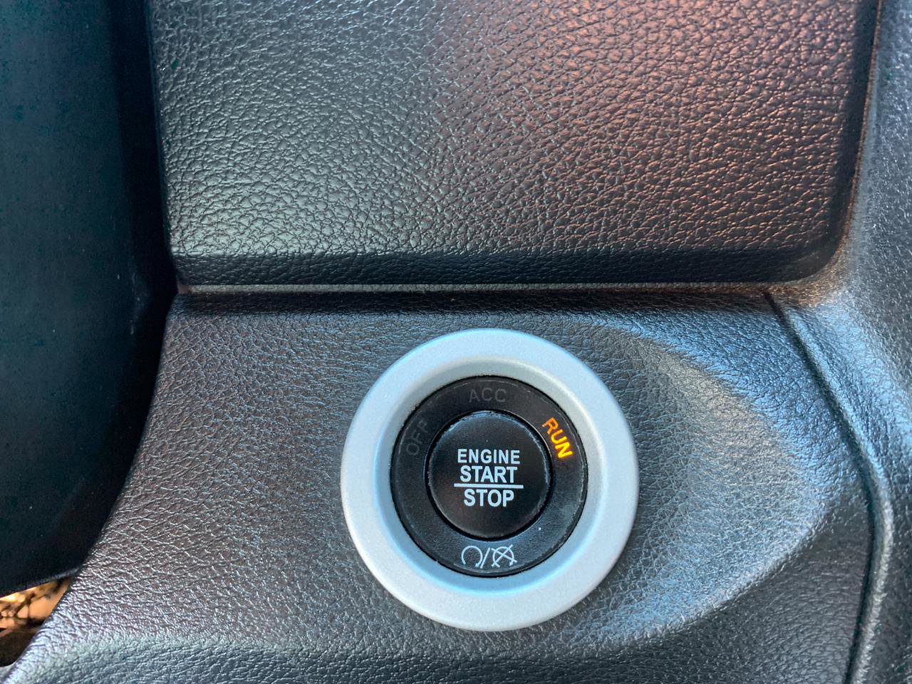 Used 2017 RAM 1500 Laramie w/ Convenience Group image 27