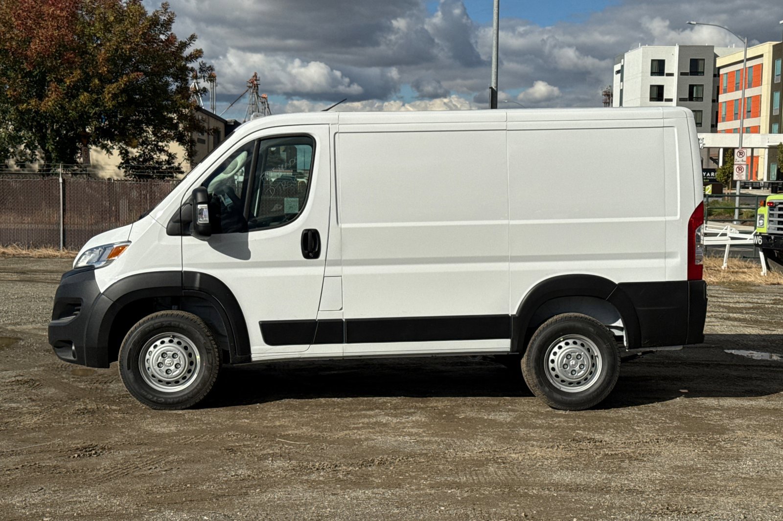 New 2026 RAM ProMaster 1500 w/ Convenience Group image 6