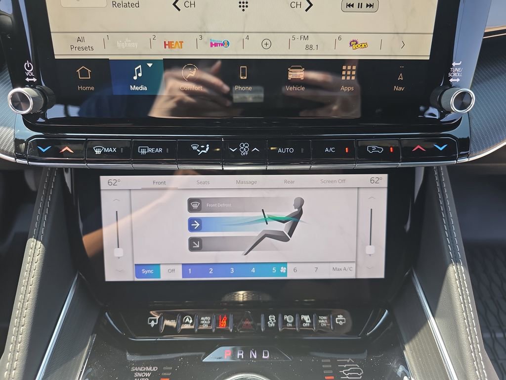 New 2026 Jeep Grand Wagoneer Summit AWD/4WD image 23