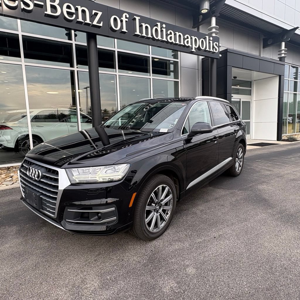 Used 2019 Audi Q7 3.0T Prestige AWD/4WD image 2