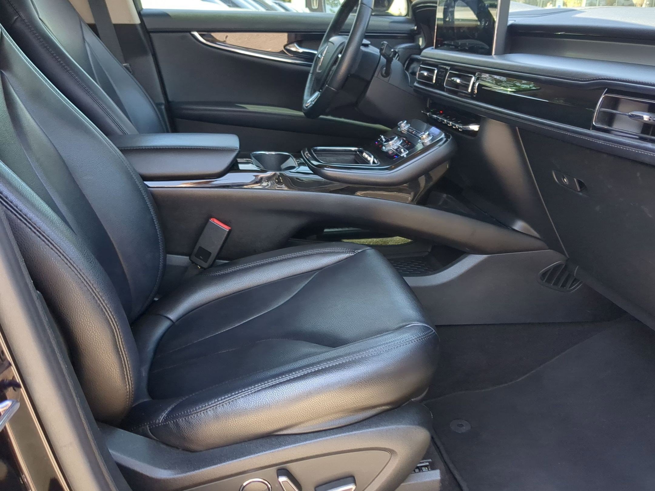 Used 2021 Lincoln Nautilus FWD image 22