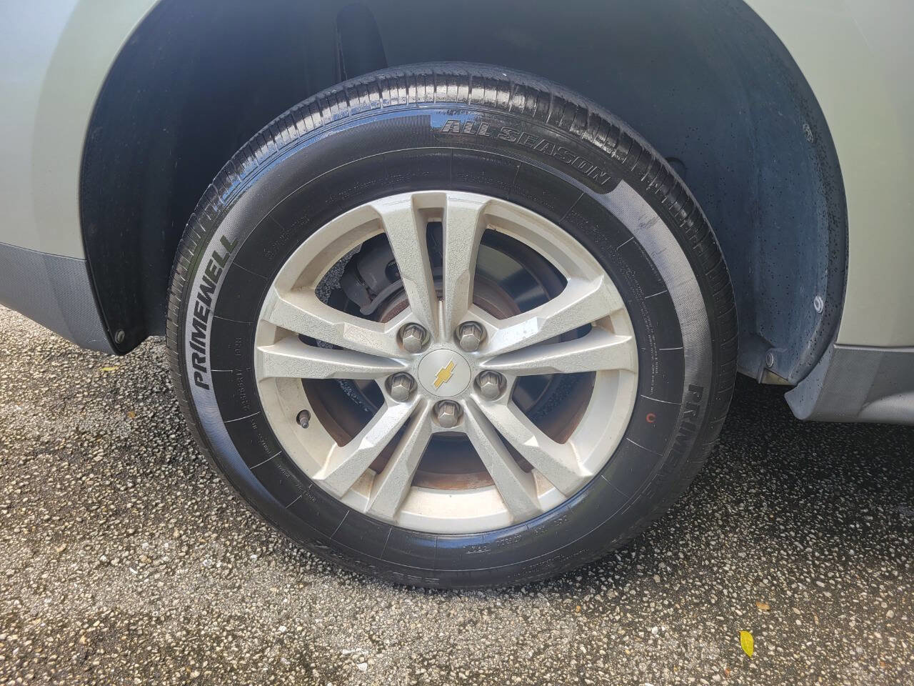 Used 2013 Chevrolet Equinox LS image 14