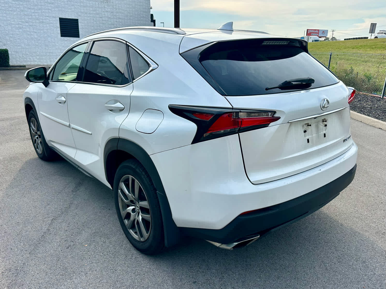 Used 2016 Lexus NX 200t FWD w/ Luxury Package image 7