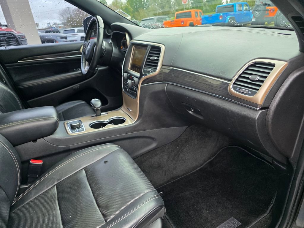 Used 2015 Jeep Grand Cherokee Overland AWD/4WD image 23