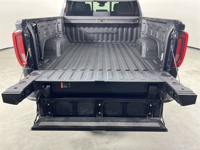 Used 2022 GMC Sierra 1500 Denali w/ Denali Reserve Package AWD/4WD image 36