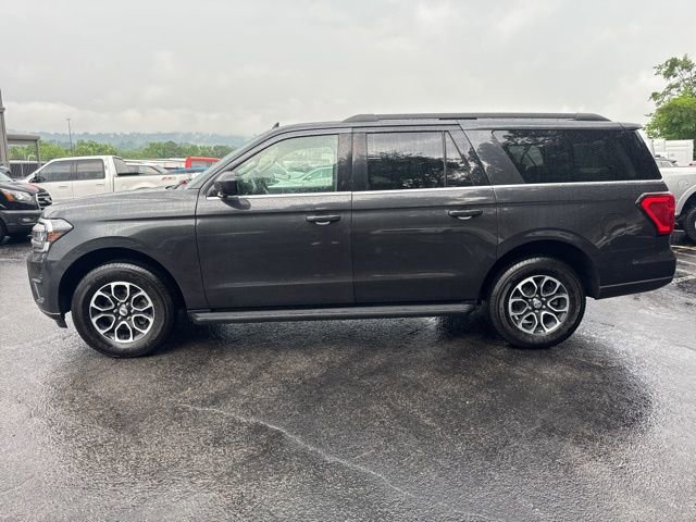 Used 2024 Ford Expedition Max XLT RWD image 4