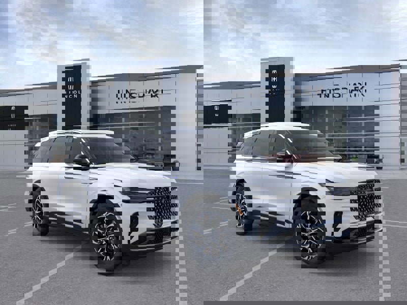 New 2025 Lincoln Nautilus Premier image 7