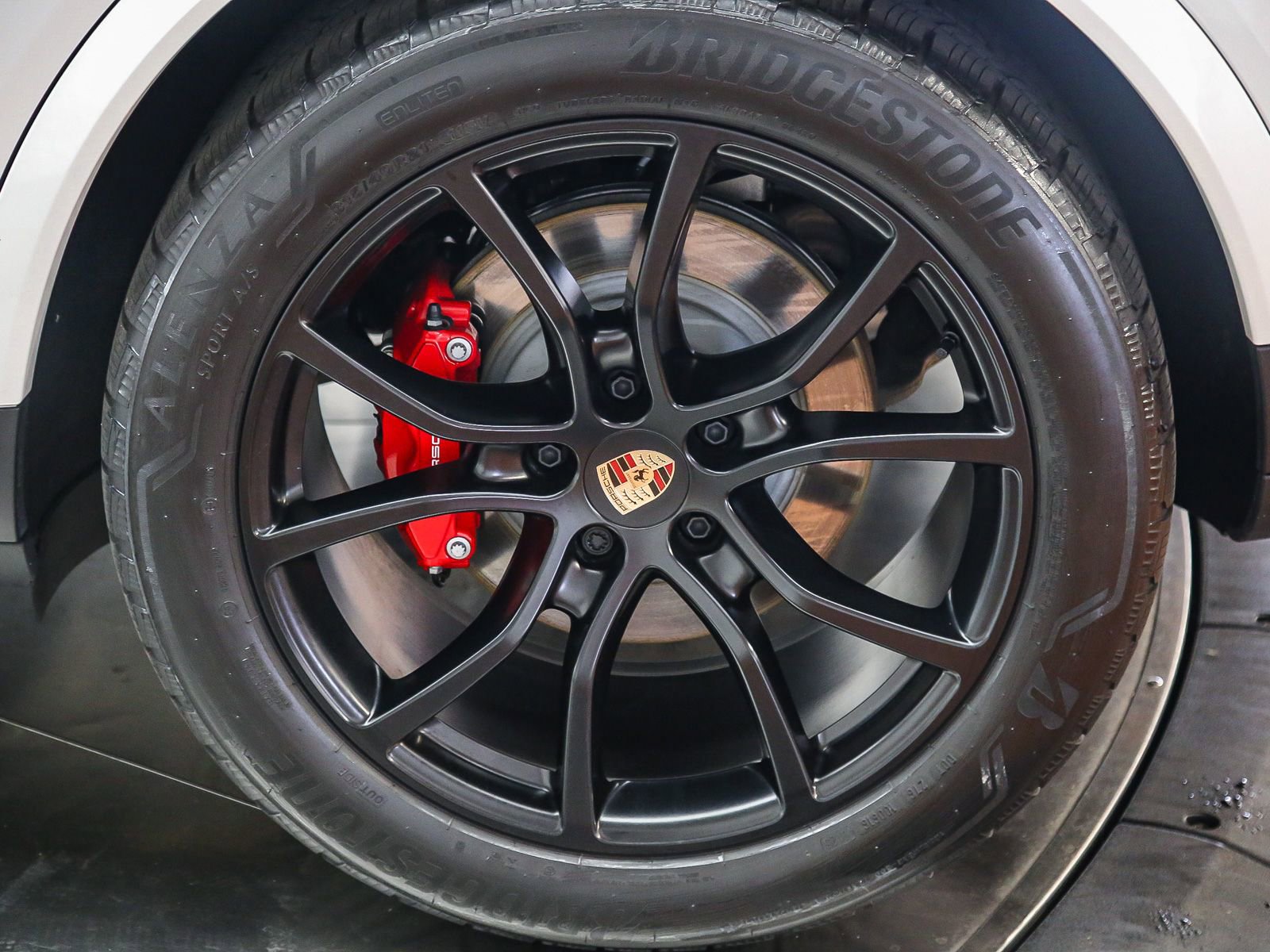 Certified 2026 Porsche Cayenne S AWD/4WD image 14