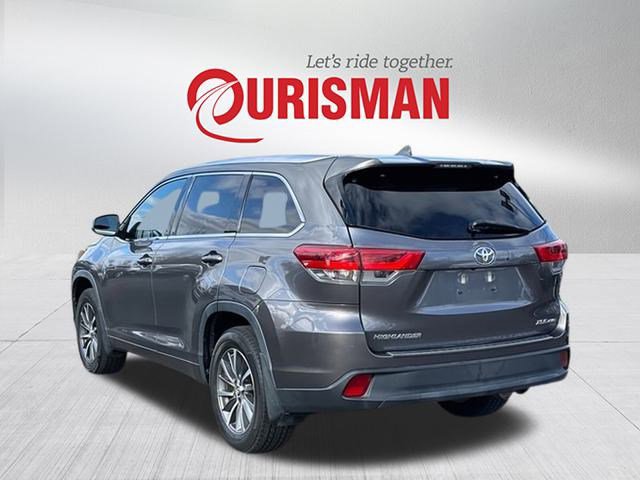 Used 2018 Toyota Highlander XLE image 4