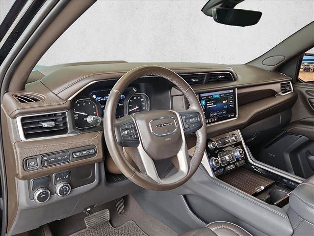 Certified 2021 GMC Yukon Denali w/ Denali Premium Package RWD image 10
