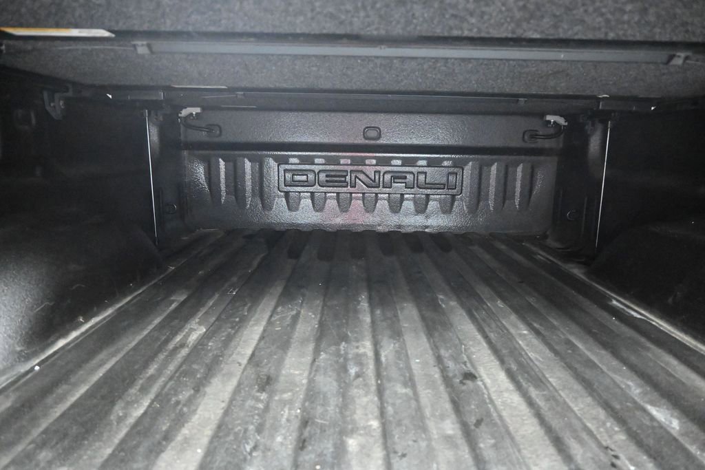 Used 2018 GMC Sierra 2500 Denali w/ Duramax Plus Package AWD/4WD image 19