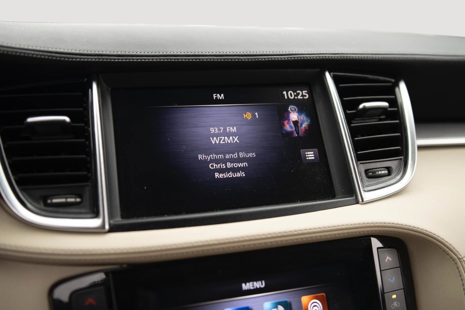 Used 2020 INFINITI QX50 Luxe w/ Cargo Package AWD/4WD image 8