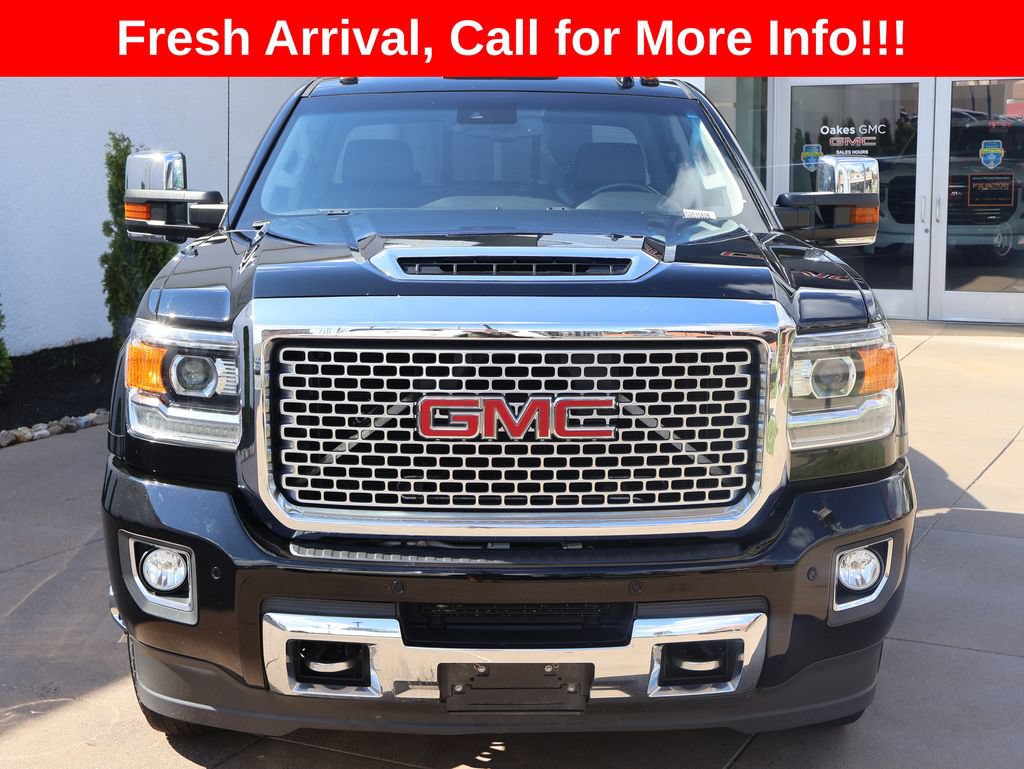 Used 2017 GMC Sierra 3500 Denali w/ Duramax Plus Package AWD/4WD image 2