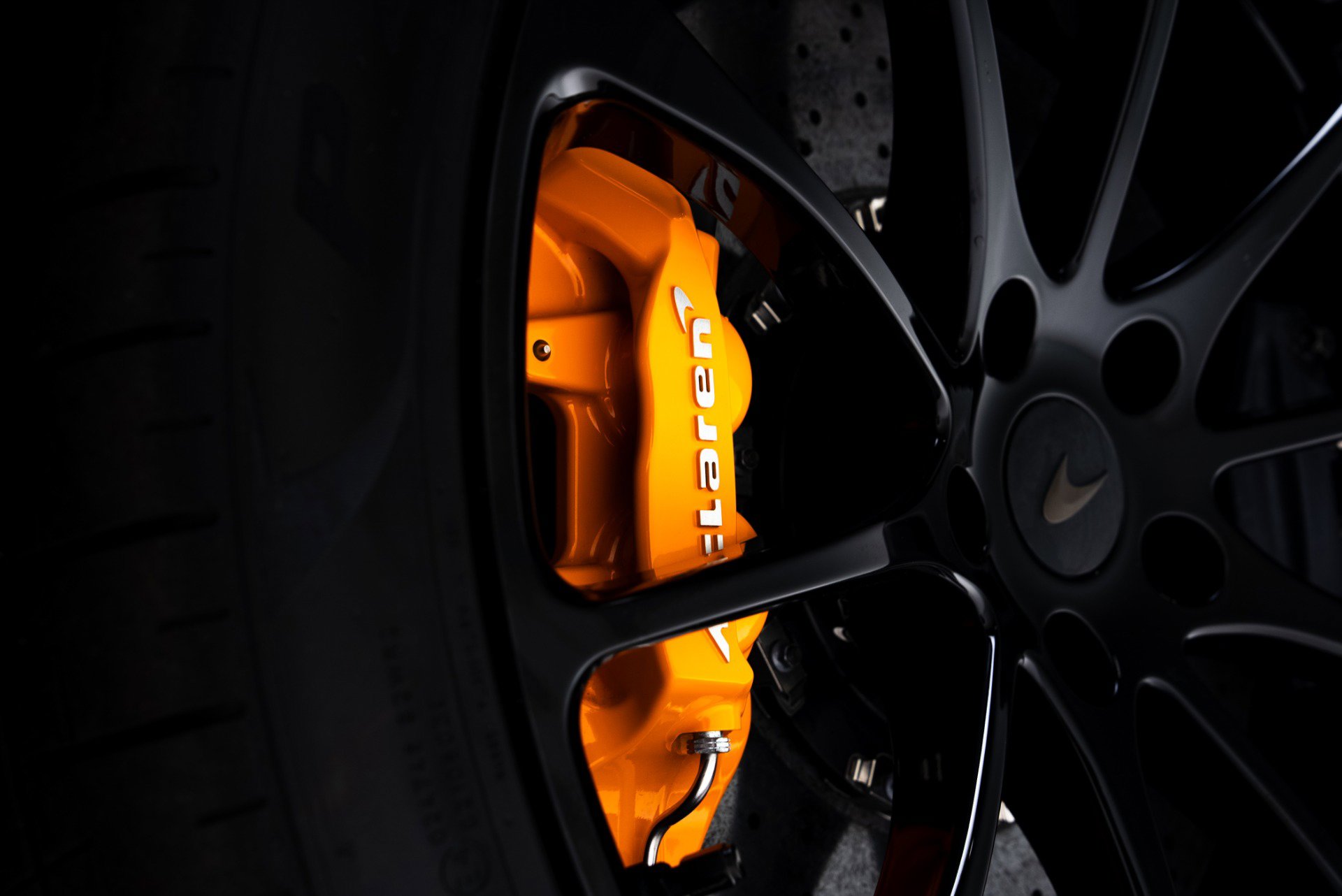 Used 2026 McLaren Artura image 59