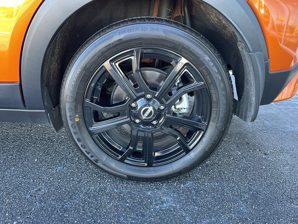 Certified 2024 Nissan Kicks SR FWD image 25