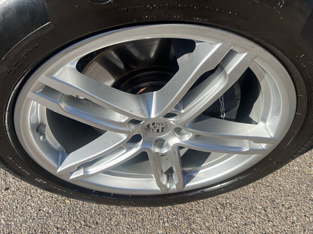 Used 2022 Porsche Macan Base image 44