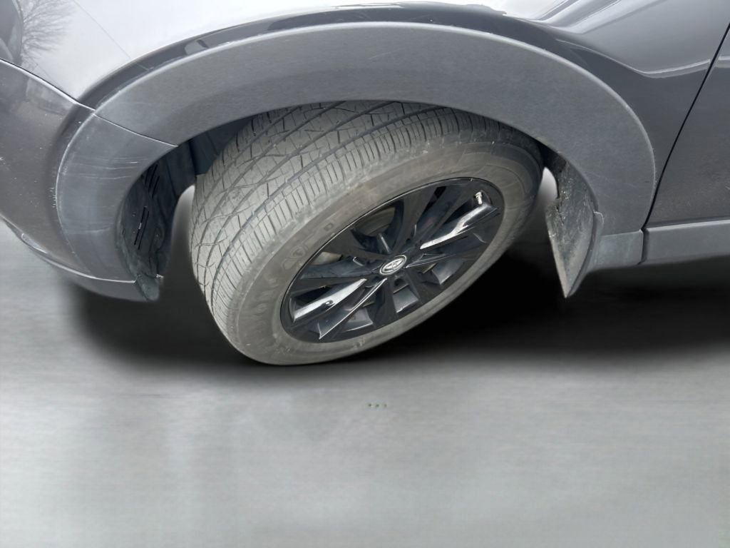 Used 2018 Toyota RAV4 Adventure image 16