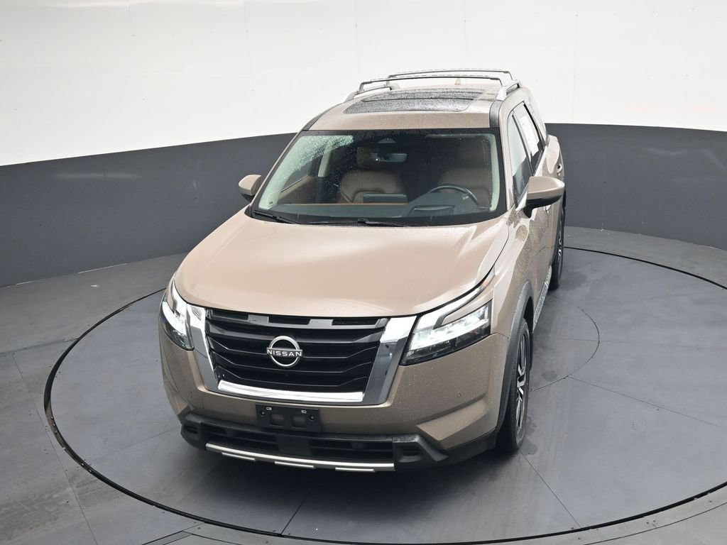 Used 2023 Nissan Pathfinder Platinum w/ Cargo Package AWD/4WD image 39