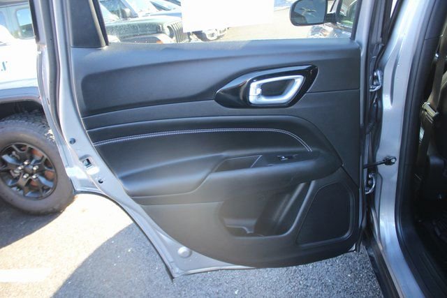 Used 2022 Jeep Compass Altitude image 21