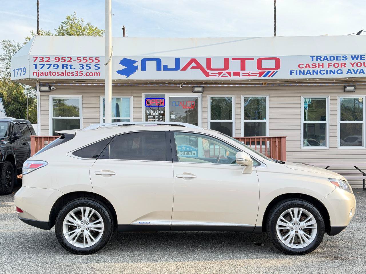Used 2012 Lexus RX 450h AWD w/ Premium Pkg image 3