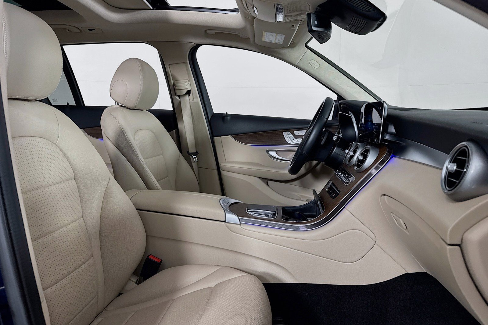 Certified 2022 Mercedes-Benz GLC 300 4MATIC image 8