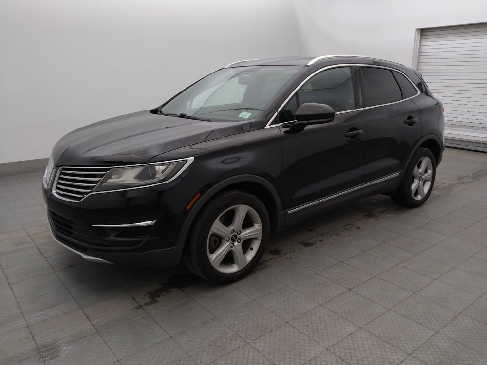Used 2017 Lincoln MKC Premiere FWD image 2