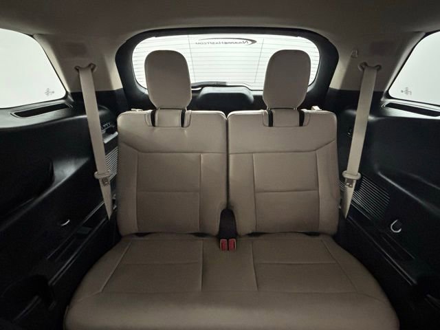 Used 2024 Ford Explorer Limited w/ Limited Technology Package image 12