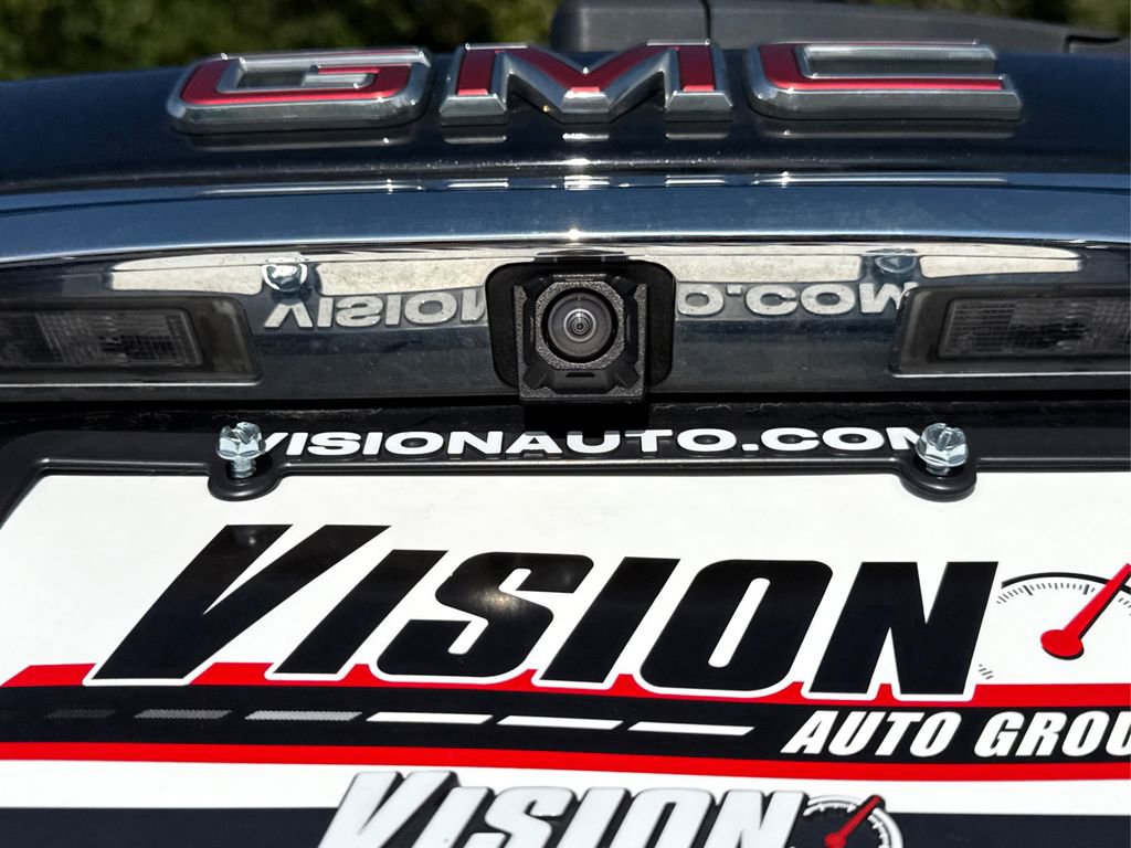 Used 2022 GMC Terrain SLT image 16