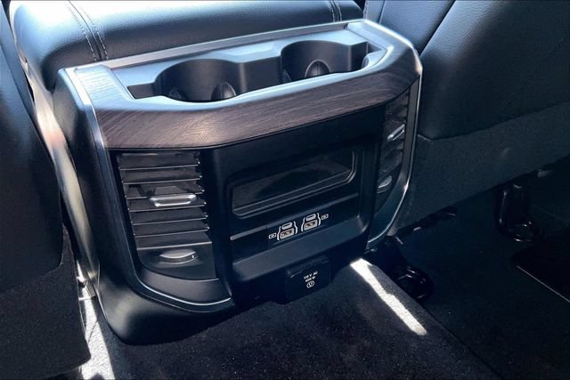 Used 2025 RAM 2500 Laramie AWD/4WD image 25