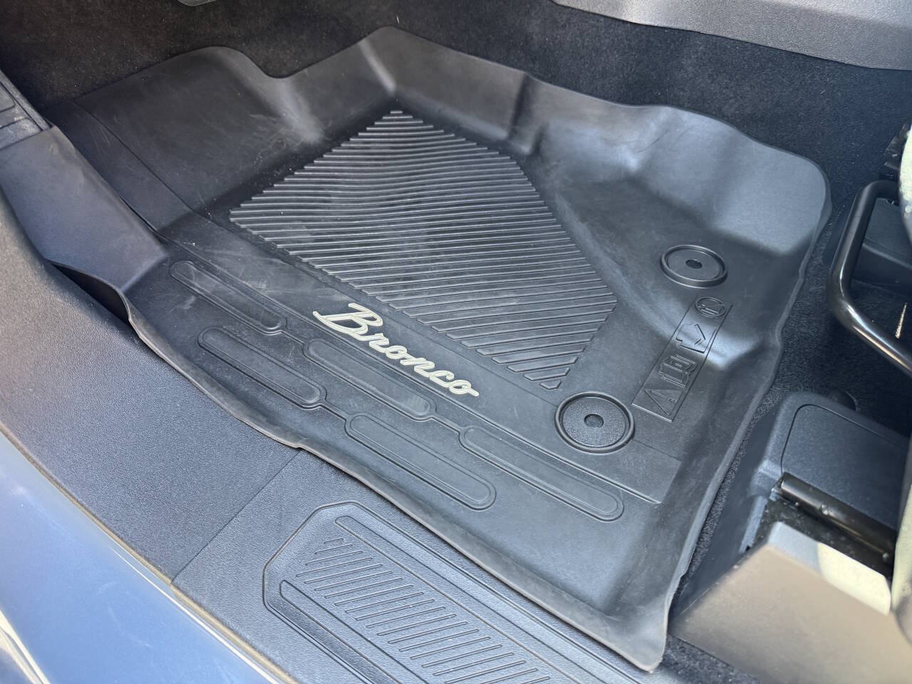 Used 2023 Ford Bronco Heritage Edition AWD/4WD image 23