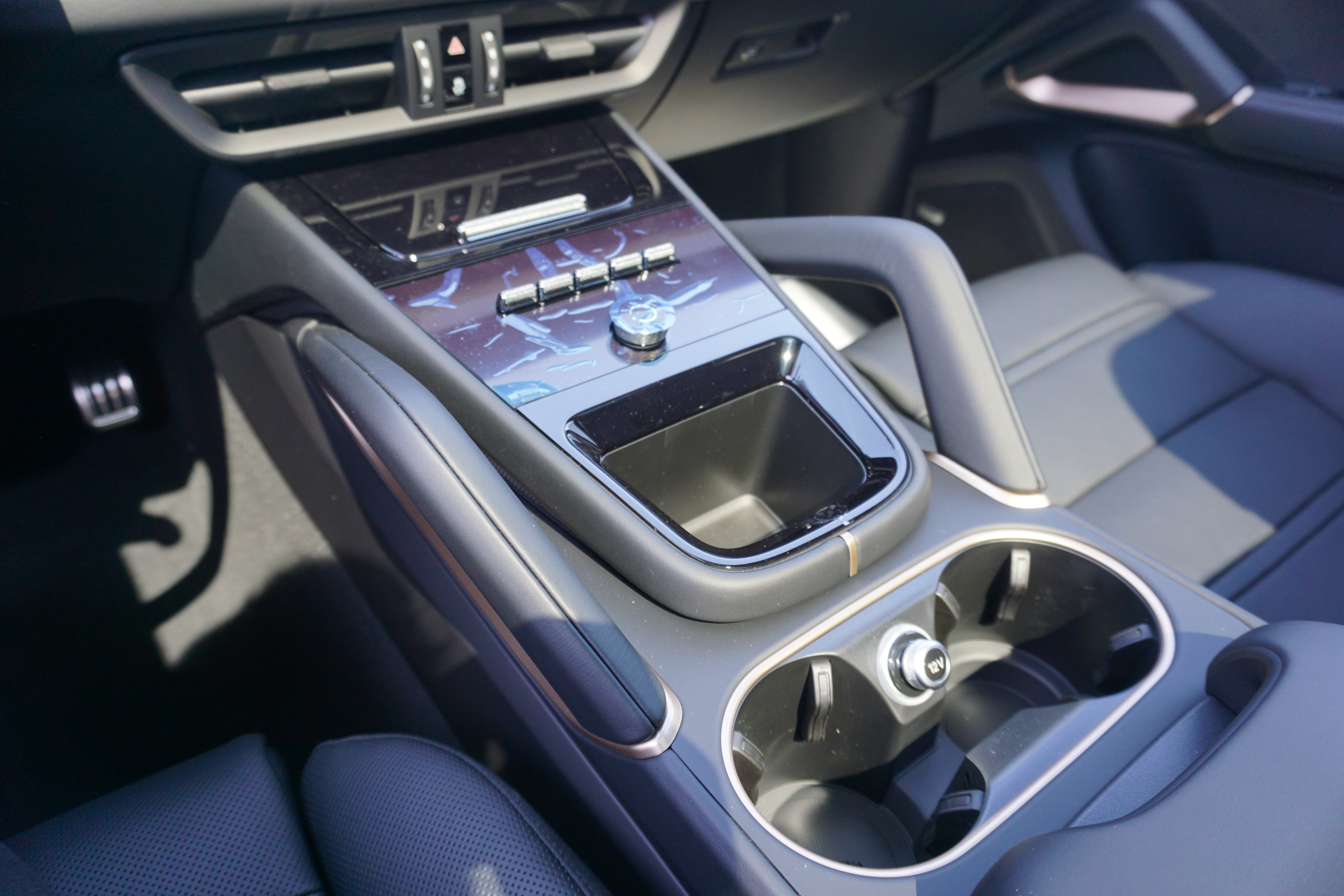 New 2026 Porsche Cayenne Coupe AWD/4WD image 15